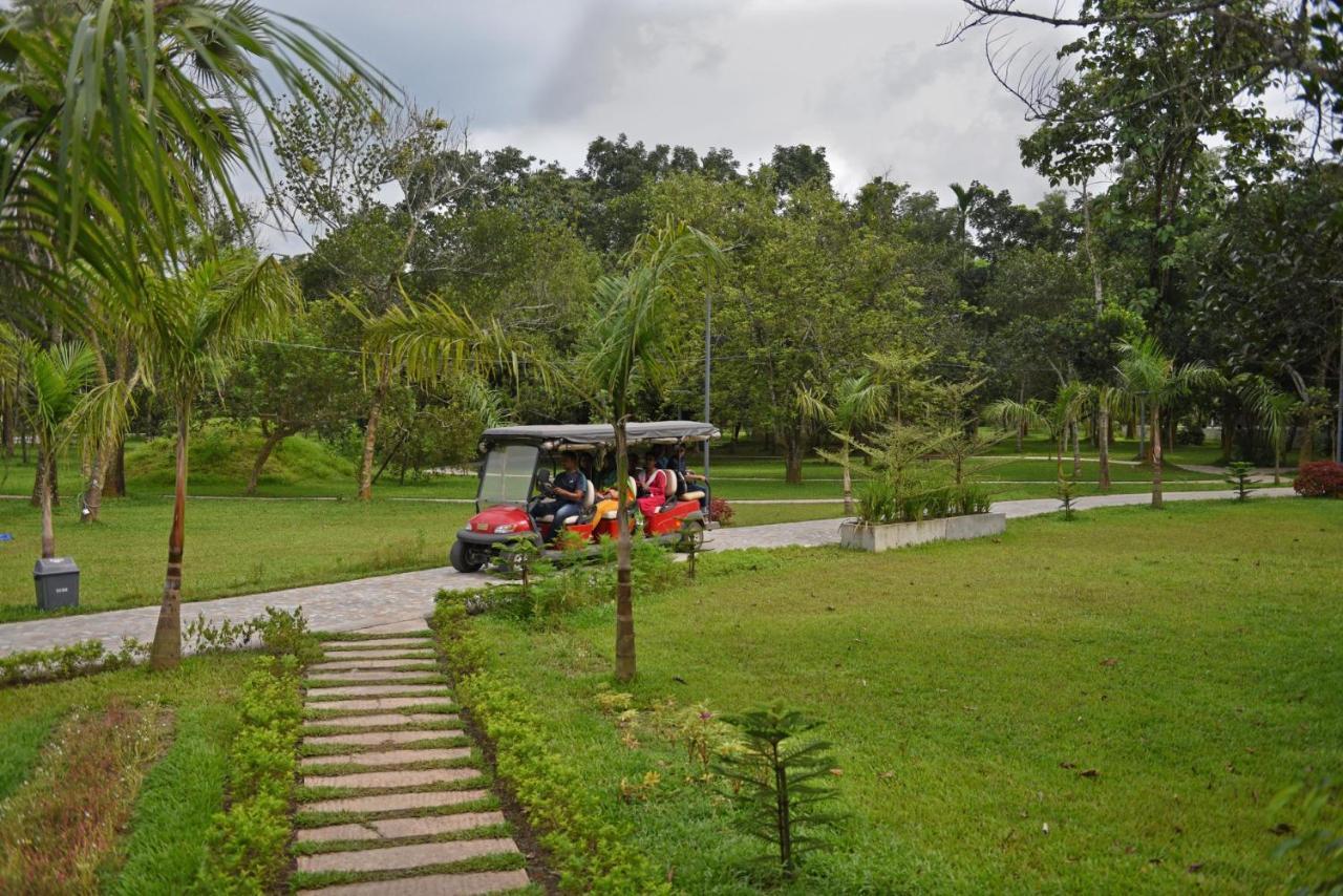 Sarah Resort Gazipur ภายนอก รูปภาพ