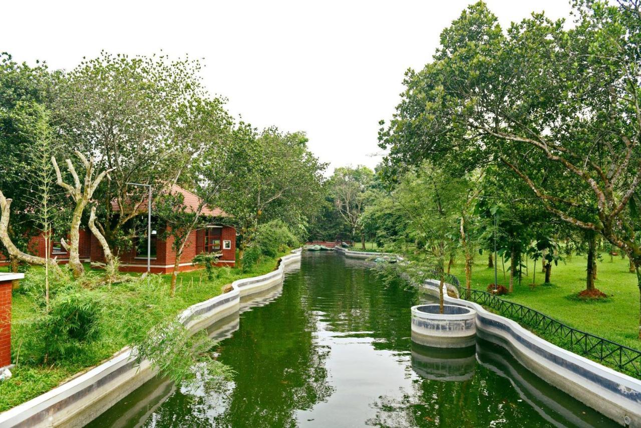 Sarah Resort Gazipur ภายนอก รูปภาพ