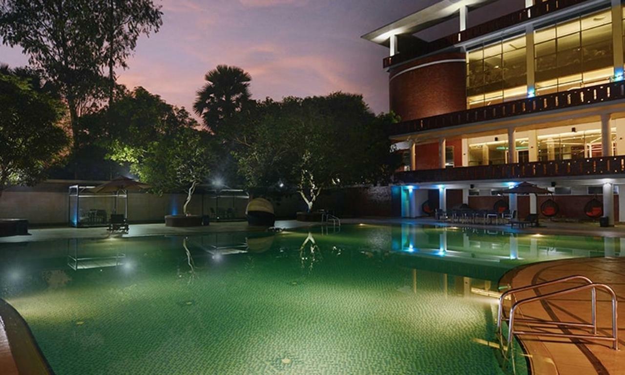 Sarah Resort Gazipur ภายนอก รูปภาพ