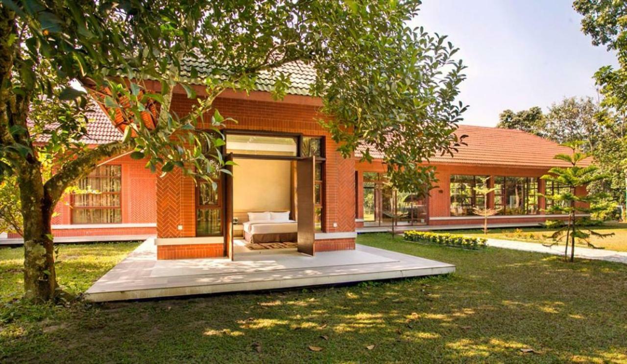 Sarah Resort Gazipur ภายนอก รูปภาพ