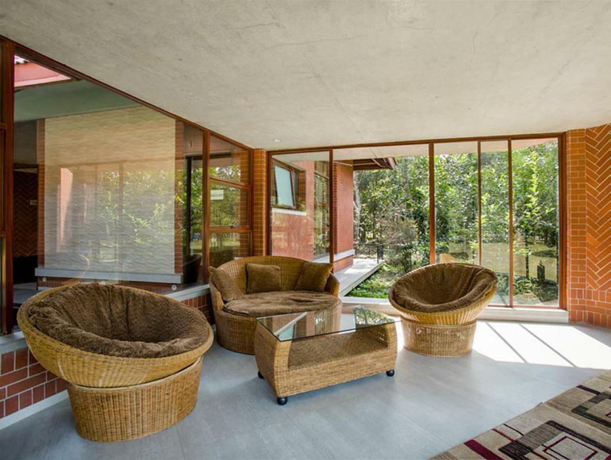 Sarah Resort Gazipur ภายนอก รูปภาพ
