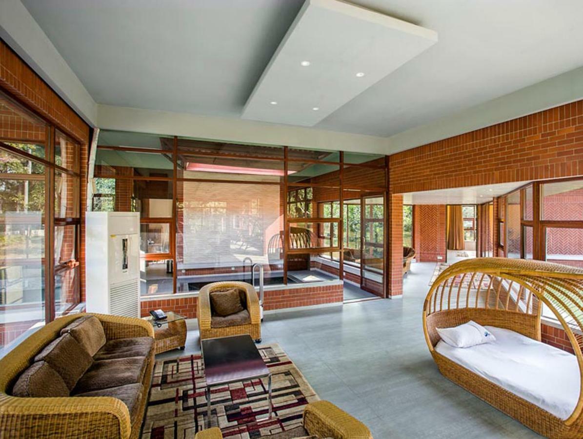 Sarah Resort Gazipur ภายนอก รูปภาพ