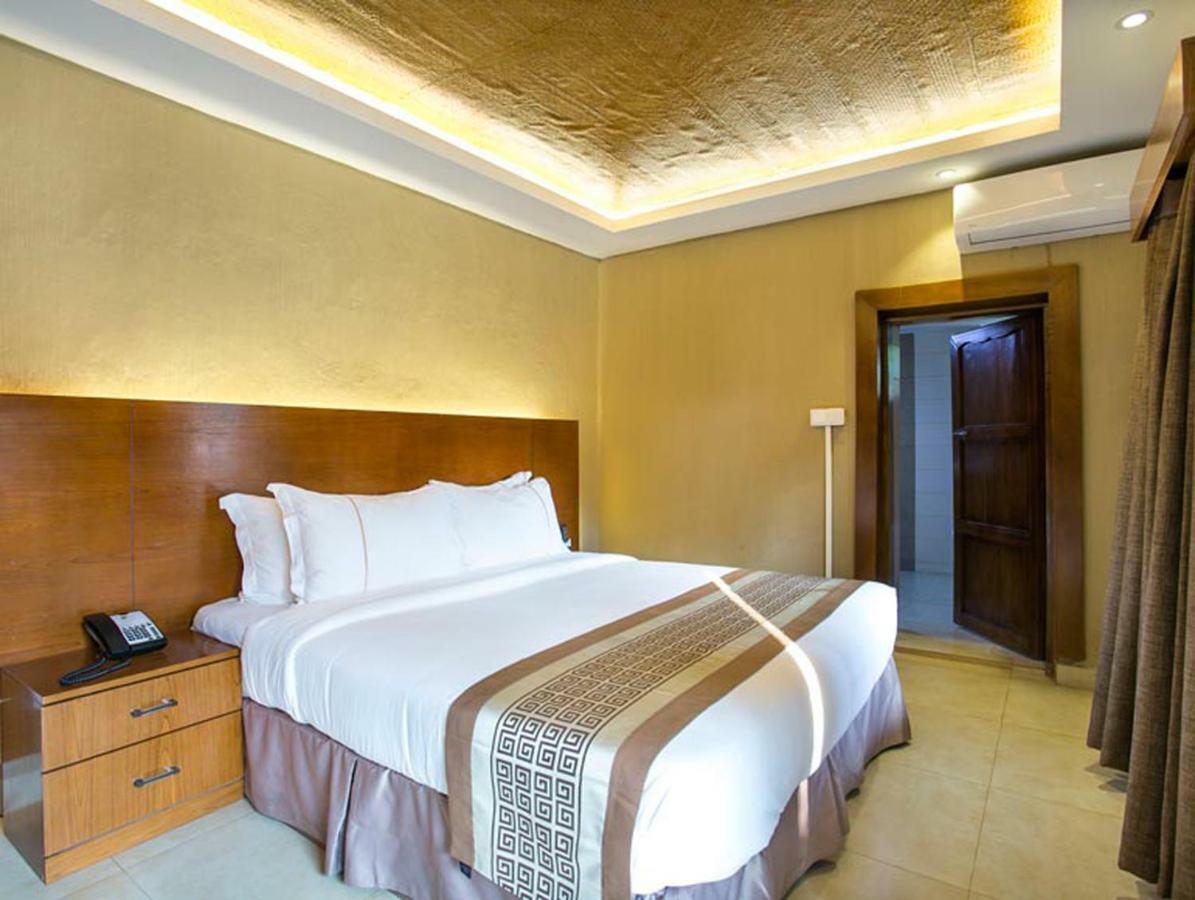 Sarah Resort Gazipur ภายนอก รูปภาพ