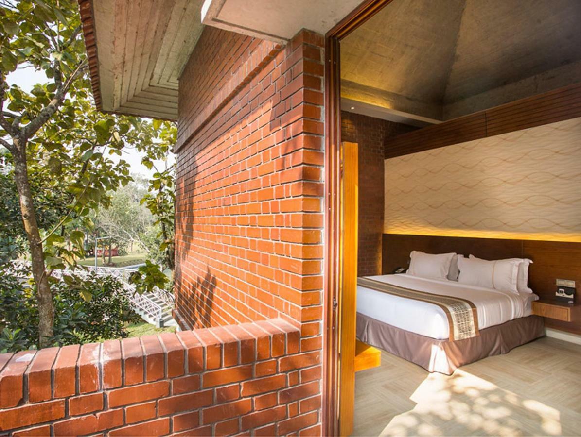 Sarah Resort Gazipur ภายนอก รูปภาพ