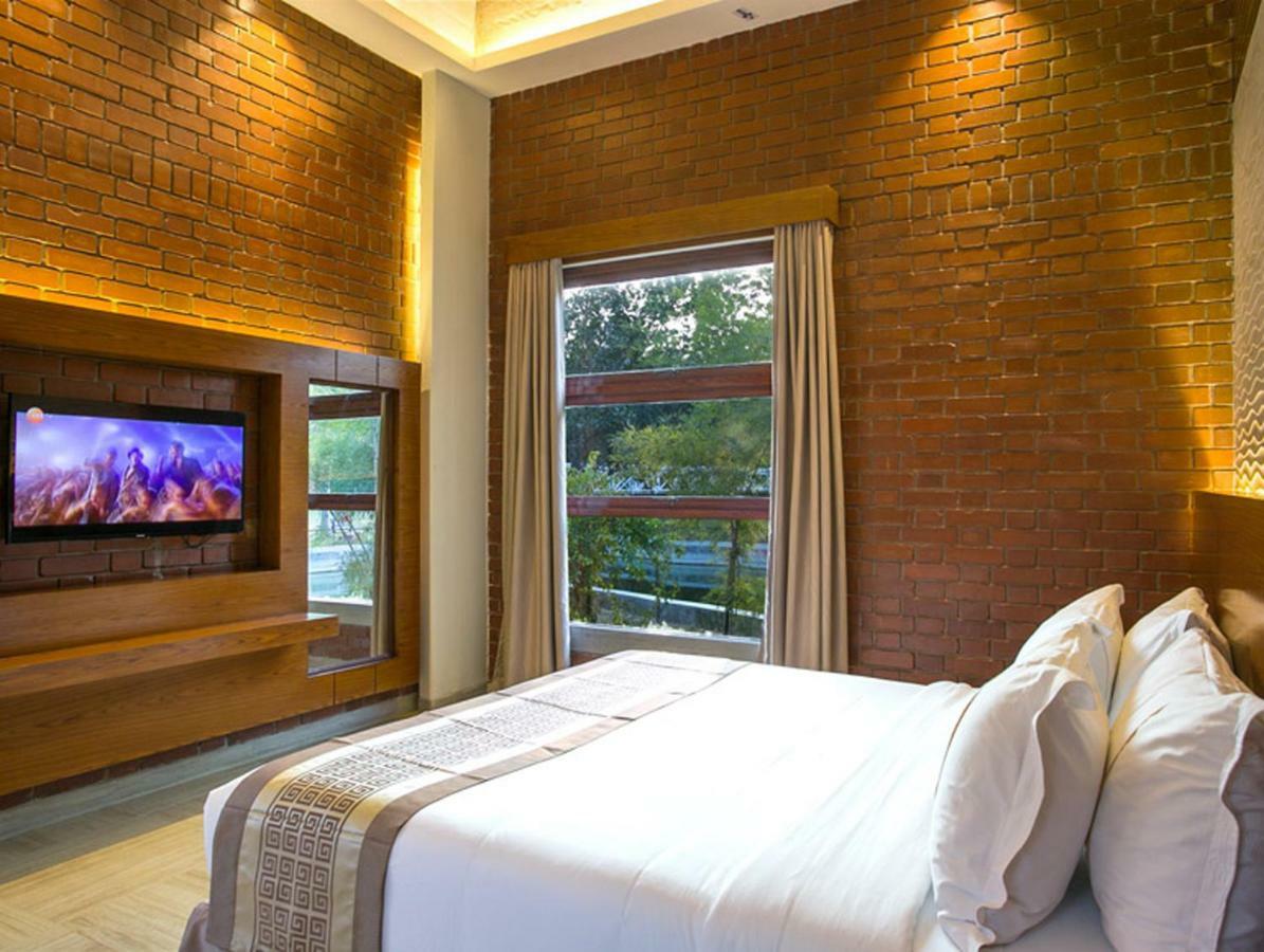 Sarah Resort Gazipur ภายนอก รูปภาพ